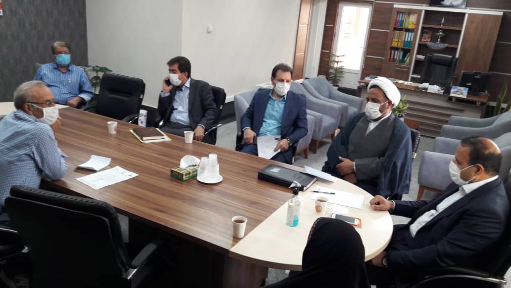 رسیدگی معاون استاندار قزوین به درخواست‌های شهروندان